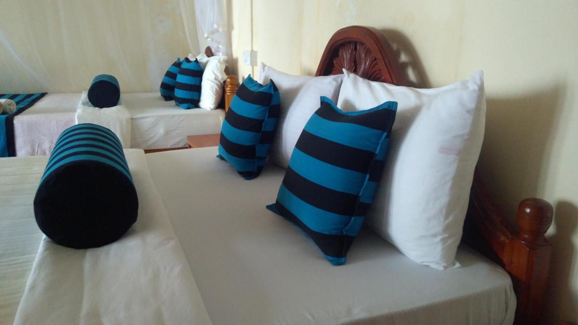 Blue Ribbon Homestay Ella Esterno foto