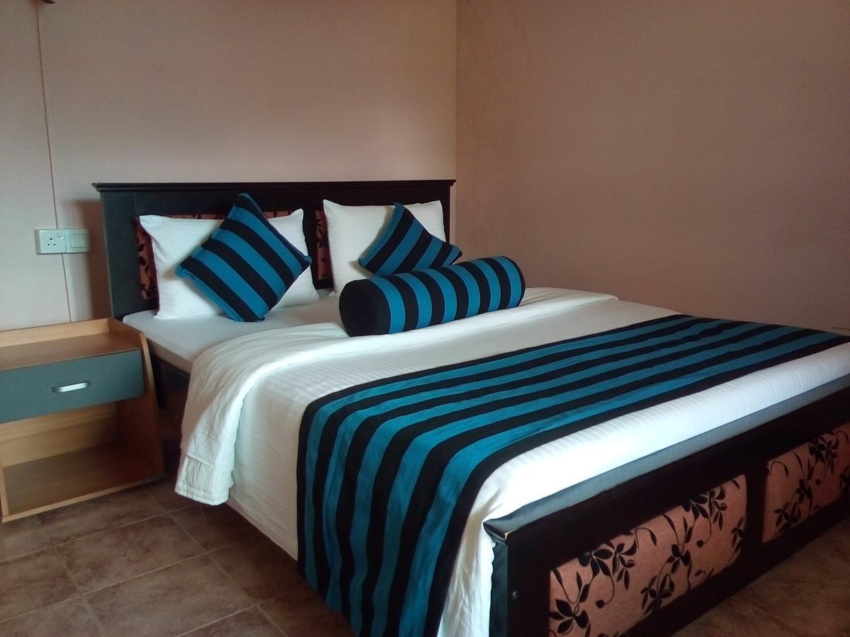 Blue Ribbon Homestay Ella Esterno foto