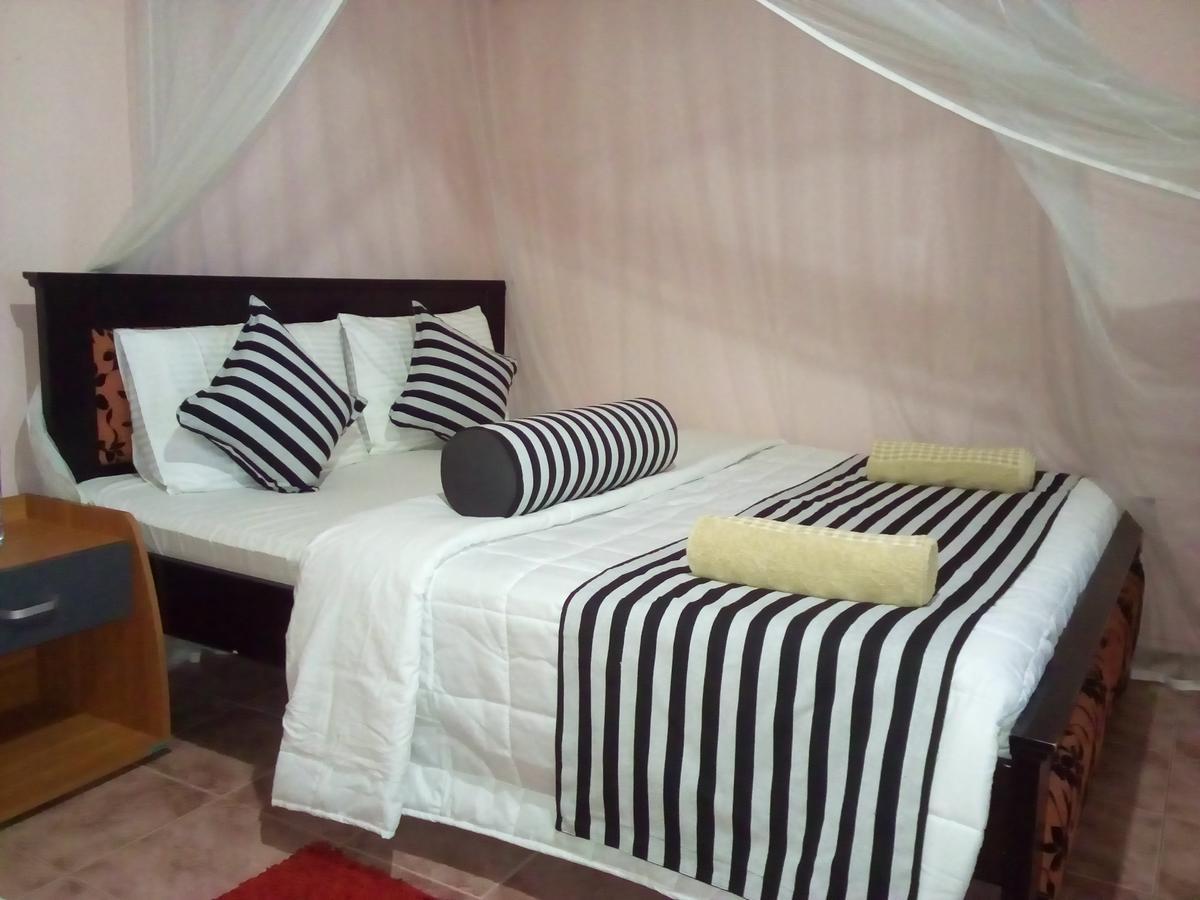 Blue Ribbon Homestay Ella Esterno foto